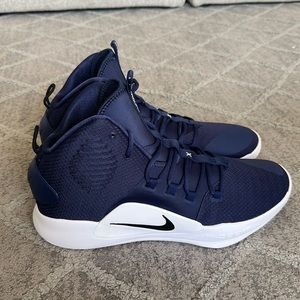 Nike Hyperdunk X Basketball Shoes Obsidian Navy Blue
AT3866-407 Men's Size 12.5